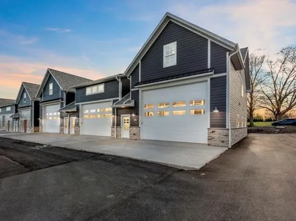 836 S 18th Ave #7, Sturgeon Bay, WI 54235