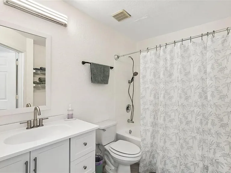 17104 Carrington Park Dr #514 — Photo 12