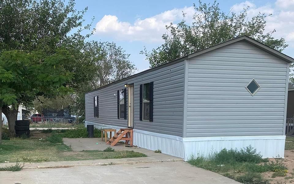 1st image of 7100 Airline Dr #723