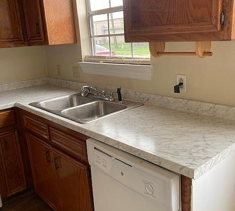 2nd image of 40449 W Hernandez Ave APT 3
