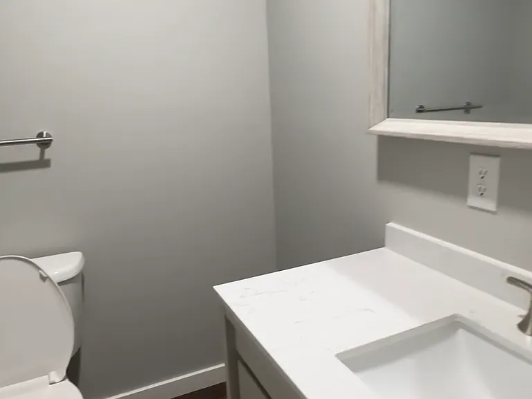 220 Chestnut St — Photo 8