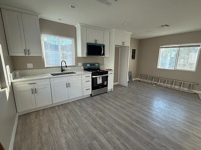 4127 Ottawa Ave — Photo 4