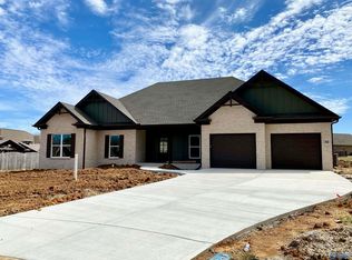 34 Arrowhead Cir, Trinity, AL 35673