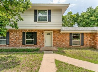 2152 W Overhill Dr, Stephenville, TX 76401