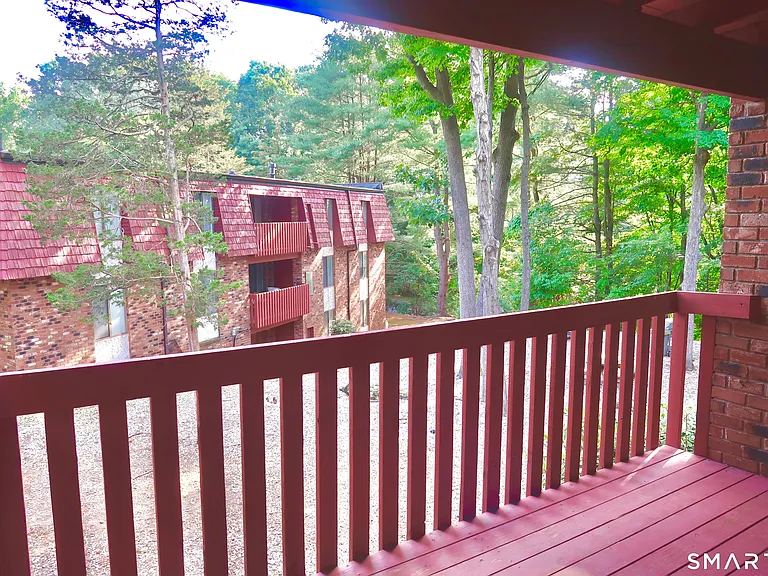 20 Woodsedge Dr #5B — Photo 12