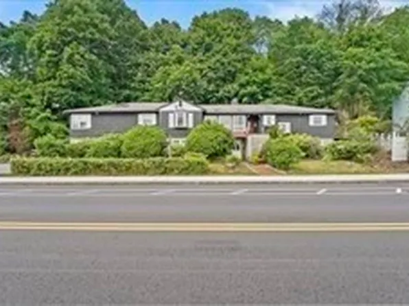 577 Grove St, Worcester, MA 01605