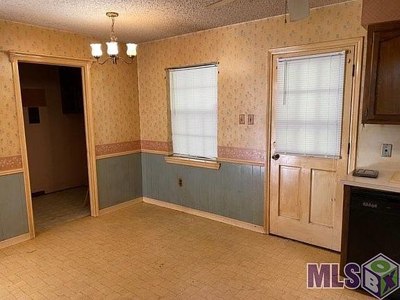 5th image of 6931 Oaknolia Way Dr
