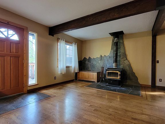 5th image of 16905 Glenshire Dr