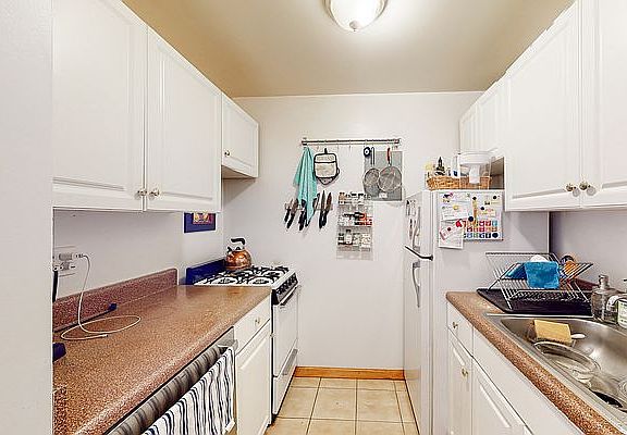 5th image of 265 W 87th St APT 3A