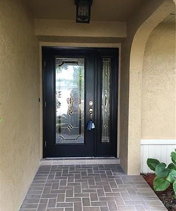 3rd image of 920 SE 19th Ter