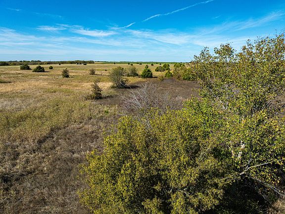 2nd image of 2 Grainery Rd