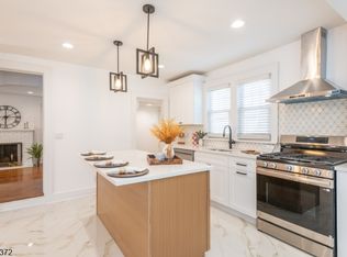 1118 Van Houten Ave, Clifton City, NJ 07013