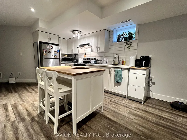 28 Monarchdale Ave #BASEMENT — Photo 9