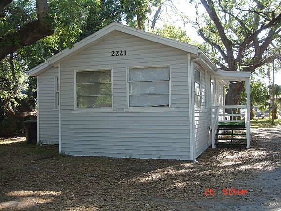 2nd image of 2221 Royal Palm Ave