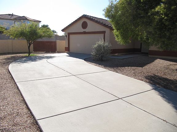 3rd image of 8712 E Giachery Pl