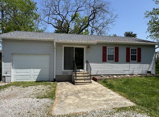 106 N High St, O'Fallon, IL 62269
