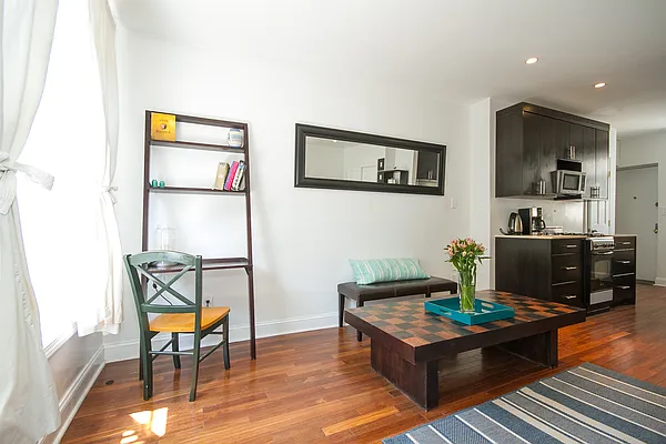 Rented by Oxford Property Group | media 21