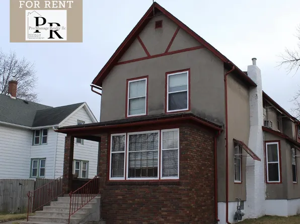 507 4th Ave S #1, Clinton, IA 52732