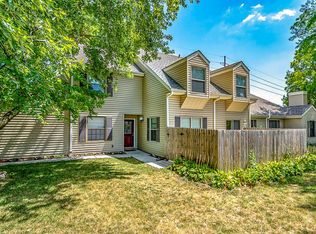 8608 Holly Ln, Urbandale, IA 50322