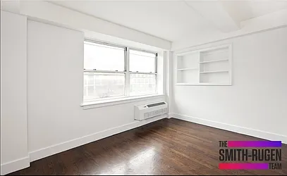 Rented by R New York