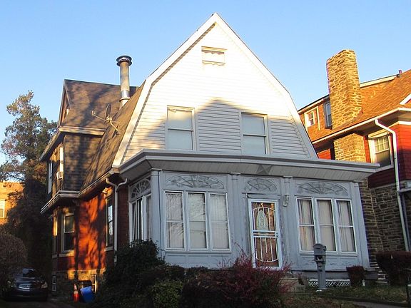 3rd image of 6404 N Park Ave