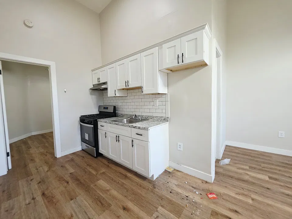 171 Ocean Ave #16
