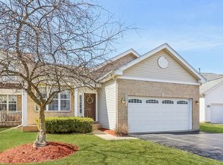 32512 Millstone Cir, Lakemoor, IL 60051