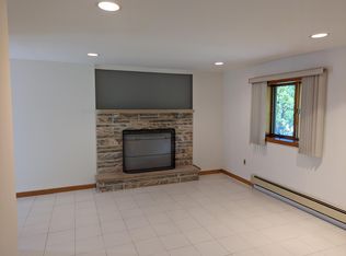 14 Garfield St, Little Ferry, NJ 07643