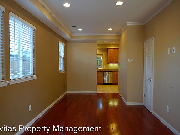3rd image of 730 Paula Ct