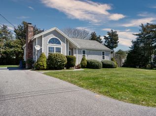 27 Bellavista Dr, Pocasset, MA 02559