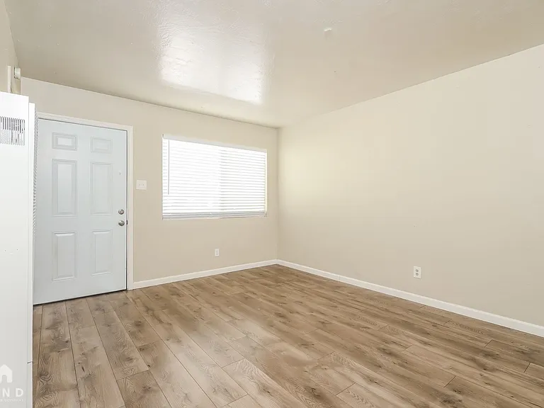 466 Capitol Hill Ave #1 — Photo 5
