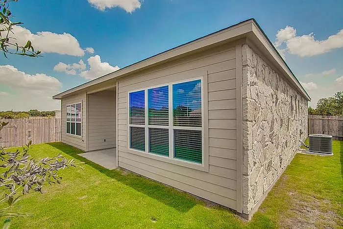 4655 Katherine Dr — Photo 27
