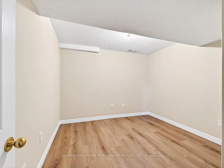 1284 Gina St — Photo 17