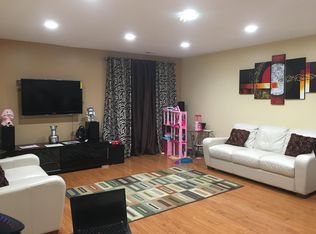 1705 Woodbridge Comns Way, Iselin, NJ 08830