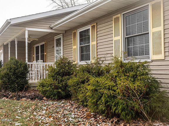 2nd image of 1409 James Dr