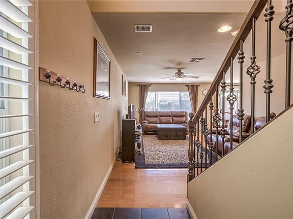2nd image of 7821 Askew Pl