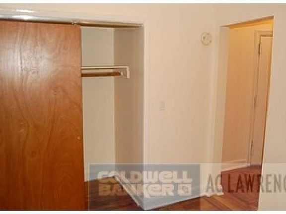 3rd image of 700 9th Ave
