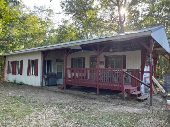 3888 Susan St, Wellston, MI 49689