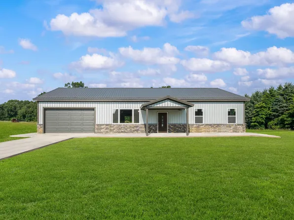 219 Knott, Niles, MI 49120