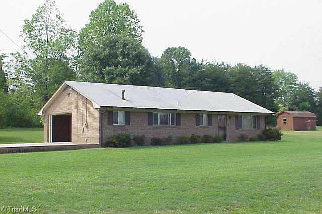 1st image of 1716 Swing Cir
