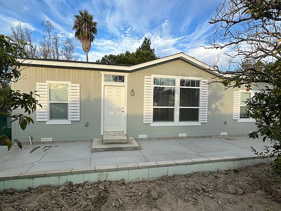 3rd image of 2218 Willowbrook Dr #1