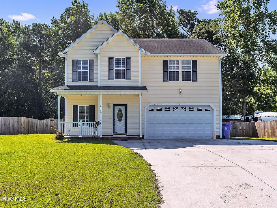 1st image of 213 Rudolph Lane