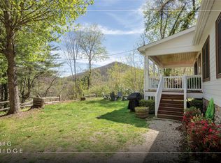 205 Blue Stone Trl, Glenville, NC 28736