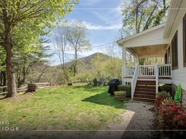 205 Blue Stone Trail, Glenville, NC 28736