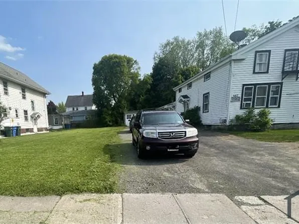 667 Norton St, Rochester, NY