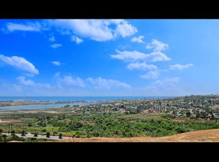 1 Hemingway Dr, Carlsbad, CA 92008