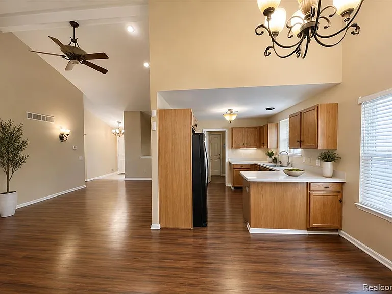 42292 Bayberry Dr — Photo 3