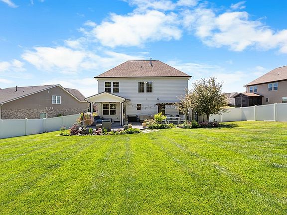 5th image of 4327 Freemark Dr