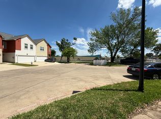 214 Heritage Ct, Seagoville, TX 75159