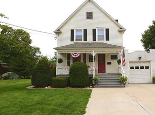 318 Schwab St, Thornton, IL 60476